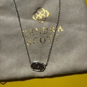 Kendra Scott Elisa Silver Pendant Necklace in Drusy